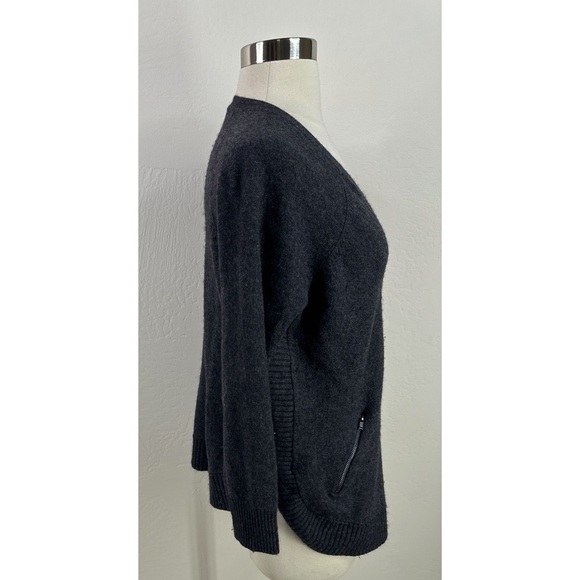 Halogen Wool Cashmere V-Neck Sweater - Picture 5 of 11